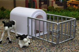 KG1964 KIDS GLOBE CALF HOUSE WITH 2 CALVES