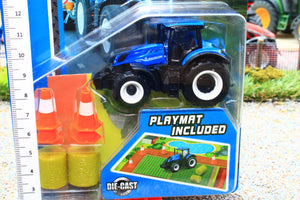 MAI15592N MAISTO 1:64 Scale New Holland Tractor with Playmat and Accessories