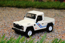 Load image into Gallery viewer, TSMMGT00338 MiniGT 1:64 Scale Land Rover Defender 90 Pick Up in White