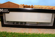 Load image into Gallery viewer, MM1904-01 Marge Models 1:32 Scale Pacton Box Trailer in White