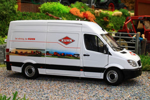 MM1905-01-03 MARGE MODELS MERCEDES BENZ SPRINTER VAN WHITE KUHN EDITION