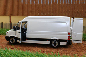 Mm1905-01 Marge Models Mercedes Sprinter Van In White Tractors And Machinery (1:32 Scale)