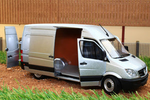 Mm1905-03 Marge Models Mercedes Sprinter Van In Silver ** £10 Off! Now £58.68! Tractors And