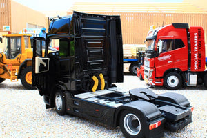MM1911-02 Mercedes-Benz Actros Gigaspace 4x2 in Black