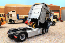 Load image into Gallery viewer, MM1911-03 Mercedes-Benz Actros Gigaspace 4x2 in Silver