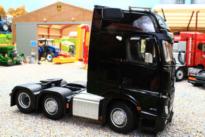MM1912-02 Mercedes-Benz Actros Gigaspace 6x2 in Black
