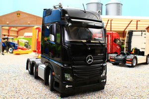 MM1912-02 Mercedes-Benz Actros Gigaspace 6x2 in Black