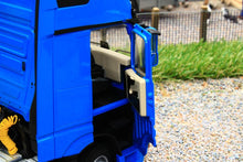 Load image into Gallery viewer, MM1912-06 MARGE MODELS MERCEDES BENZ ACTROS GIGASPACE 6 X 2 IN BLUE