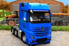 Load image into Gallery viewer, MM1912-06 MARGE MODELS MERCEDES BENZ ACTROS GIGASPACE 6 X 2 IN BLUE