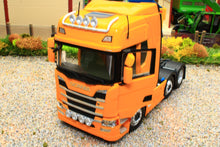 Load image into Gallery viewer, MM2015-04 Marge Models Scania R500 6 x 2 Lorry in Yellow