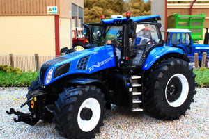 MM2021 Marge Models New Holland 4WD Tractor T8.435 in Genesis Blue