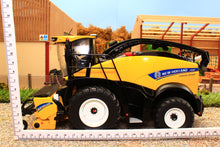 Load image into Gallery viewer, MM2228 Marge Models New Holland FR920 Forage Harvester in 1:32 scale