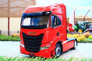 Mm2231-03 Marge Models Iveco S-Way Lorry Tractor Unit 4X2 In Red Tractors And Machinery (1:32 Scale)