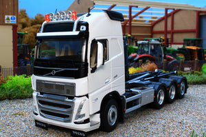 MM2235-01 Marge Models Volvo FH5 Truck with Meiller Hooklift in White
