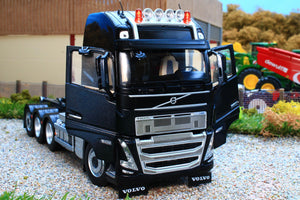 MM2235-02 Marge Models Volvo FH5 Truck with Meiller Hooklift in Anthracite
