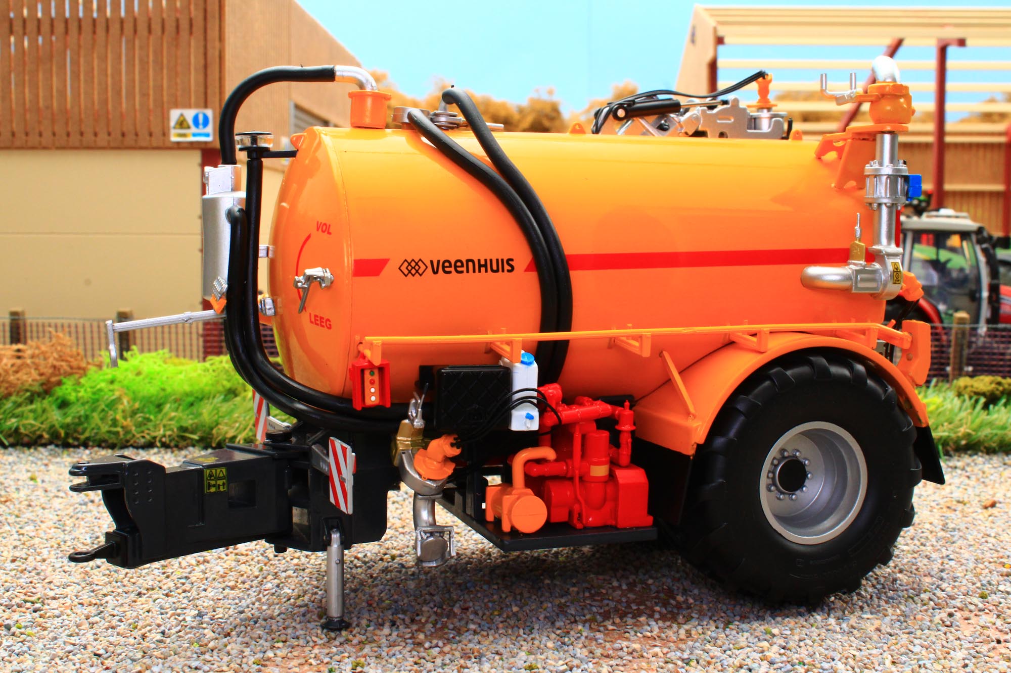 MM2238 Marge Models Veenhuis 14000L Slurry Tanker New Logo NEW MM2238 Marge Models Veenhuis 14000L Slurry Tanker New Logo NEW