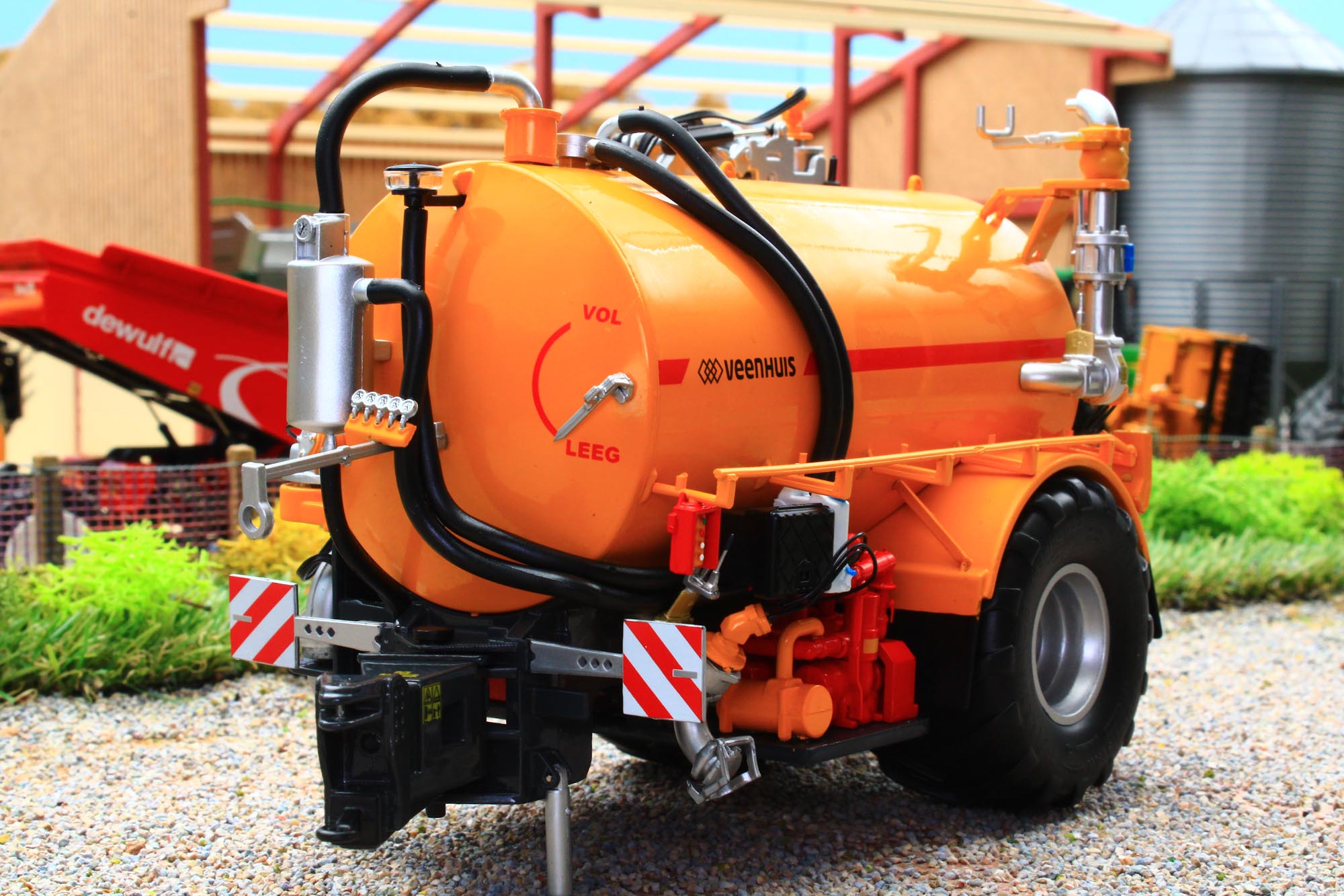 MM2238 Marge Models Veenhuis 14000L Slurry Tanker New Logo NEW MM2238 Marge Models Veenhuis 14000L Slurry Tanker New Logo NEW
