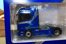 Load image into Gallery viewer, MMCSREIL202 Marge Models 132 Scale Scania 4 x 2 Lorry with Tipper in Reiling Livery