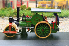 Load image into Gallery viewer, OXF76APR001 OXFORD DIECAST 1:76 SCALE AVELING STEAM ROLLER WITH PORTER ROLLER AND TAR SPREADER