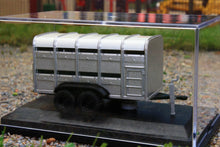 Load image into Gallery viewer, OXF76FARM001 OXFORD DIECAST 1:76 SCALE LIVESTOCK TRAILER
