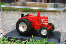 Load image into Gallery viewer, OXF76FMT003 OXFORD DIECAST 176TH SCALE FIELD MARSHALL TRACTOR