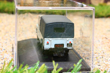 Load image into Gallery viewer, OXF76LAN1109006 Oxford Diecast Land Rover S1 109 RUC Canvas Back