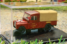 Load image into Gallery viewer, OXF76LAN1109009 OXFORD DIECAST 176 SCALE Land Rover S1 109 Canvas BR Service