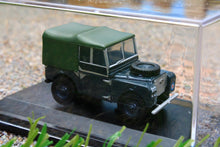 Load image into Gallery viewer, OXF76LAN180004 Oxford Diecast 1:76 Scale Land Rover S1 80 Canvas - RAF