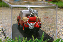 Load image into Gallery viewer, OXF76LAN188015 OXFORD DIECAST 1:76 SCALE Land Rover 88 British Rail Fire Tender