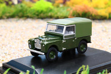 Load image into Gallery viewer, OXF76LAN188024 Oxford Diecast 1:76 Scale Land Rover Series I 88 Canvas Bronze Green