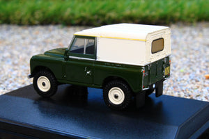 OXF76LR3S005 Oxford Diecast 1:76 scale Land Rover Series III SWB Bronze Green Hard Top