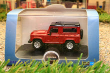 Load image into Gallery viewer, OXF76LRDF004 OXFORD DIECAST 1:76 SCALE Land Rover Defender 90 SW Firenze Red and Santori Black
