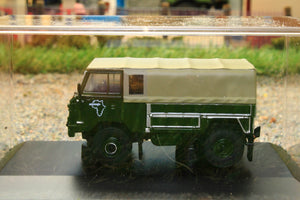 OXF76LRFCG001 OXFORD DIE CAST 1:76 SCALE Land Rover Forward Control GS 1974 Trans Sahara Expedition 1975