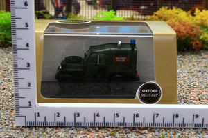 OXF76LRL002 Oxford Diecast 1:76 Scale Land Rover Light-weight Military Police