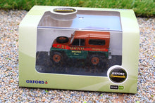 Load image into Gallery viewer, OXF76LRL006 Oxford Diecast 1:76 scale Land Rover Lightweight Hard Top Fred Dibnah