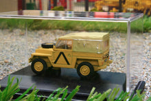 Load image into Gallery viewer, OXF76LRL008 OXFORD DIECAST 1:76 SCALE Land Rover Lightweight Gulf War