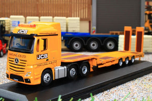 OXFORD DIE CAST 176 SCALE MERCEDES ACTROS LORRY WITH SEMI LOW LOADER