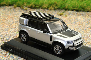 OXF76ND110001 Oxford Die Cast 1:87 Scale New Land Rover Defender 110 Silver Grey