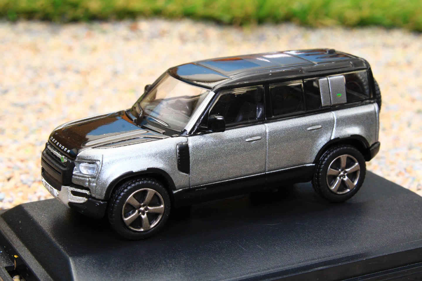 OXF76ND110002 Oxford Diecast 1:76 Scale New Land Rover Defender 110X Eiger Grey