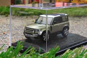 OXF76ND90001 OXFORD DIECAST 1:76 scale New Landrover Defender 90 Green