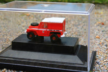 Load image into Gallery viewer, OXFNLRL003 OXFORD DIECAST 1:148 SCALE Land Rover Lightweight RAF Red Arrows