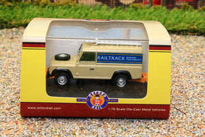 OXR76ROR001 Oxford Diecast 1:76 Scale Land Rover Defender 110 Railtrac fitted for Road-rail