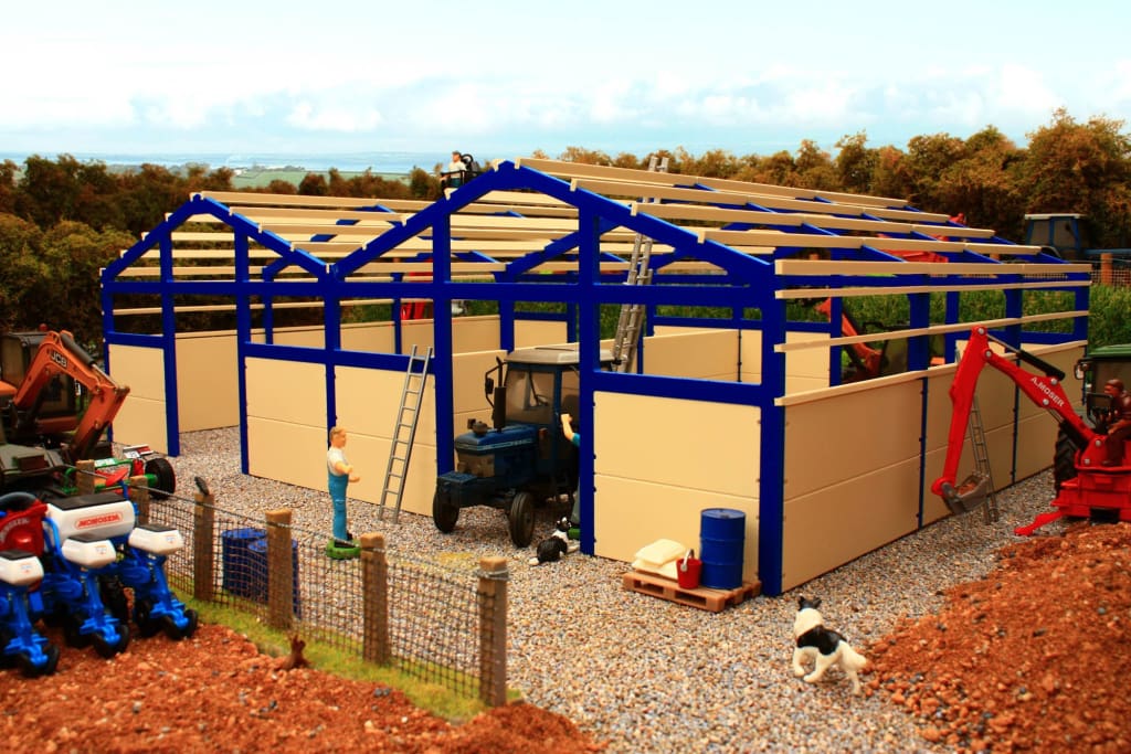 PB5B(BL) Pro Build Traditional Cubicle House (Blue frame)