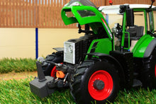 Load image into Gallery viewer, R30185.6 Ros Fendt 718 Vario Tractor - Discontinued Tractors And Machinery (1:32 Scale)