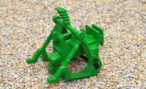 RC2 SIKU REPLACEMENT REAR HITCH IN GREEN FOR RADIO CONTROLLED MODELS CODE 6777, 6778, 6792, 6793, 6795, 6735 AND 6796