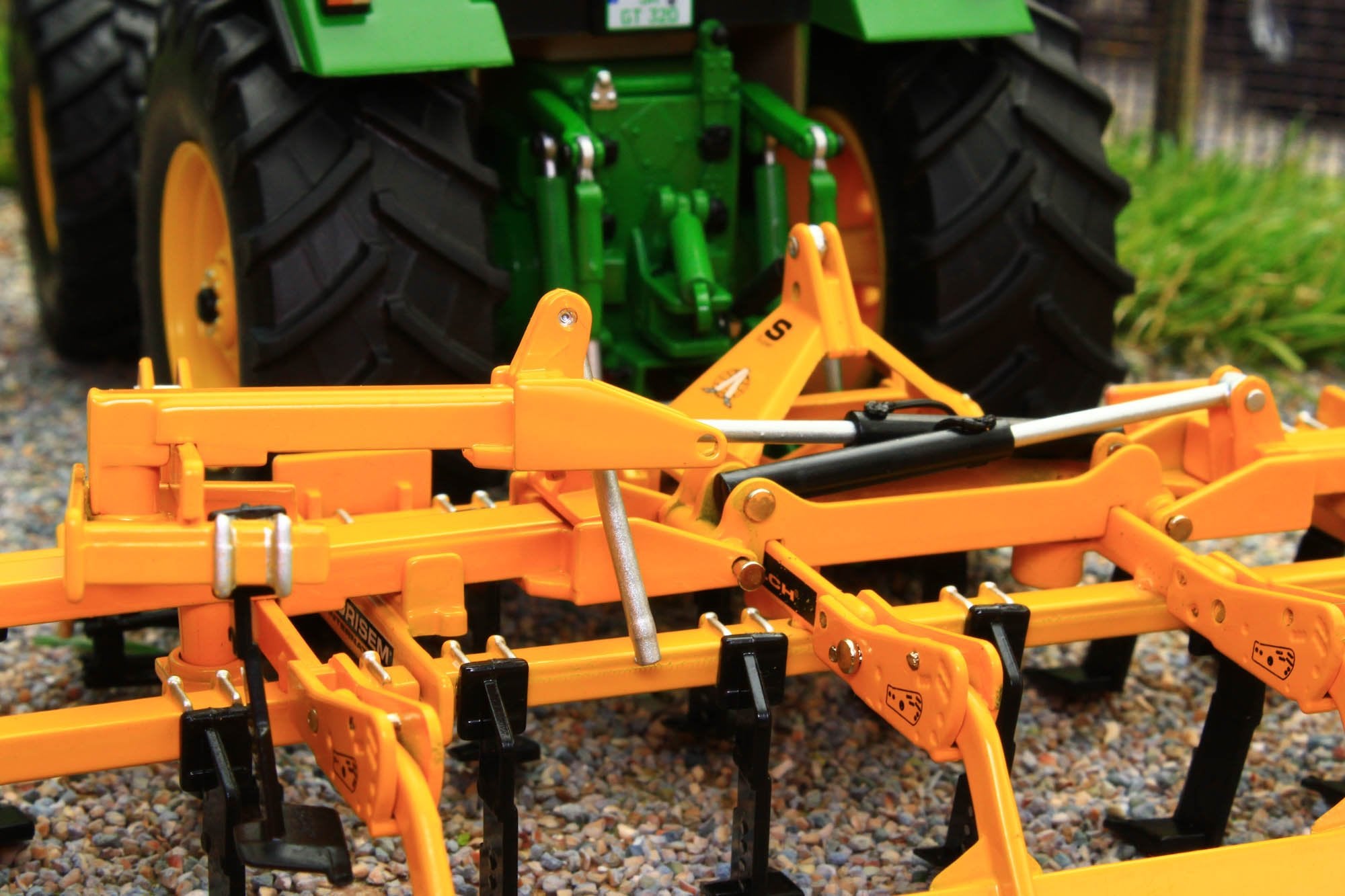 Déchaumeur Agrisem agromulch d'occasion à vendre - France Déchaumeur Agrisem agromulch d'occasion à vendre - France