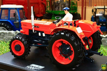 Load image into Gallery viewer, Rep051 Replicagri Fiat 1000 Dt Tractor With Driver Figure Tractors And Machinery (1:32 Scale)