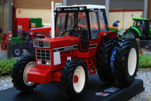 Load image into Gallery viewer, REP064 REPLICAGRI INTERNATIONAL IH 955 TRACTOR WITH DETATCHABLE REAR DUALS