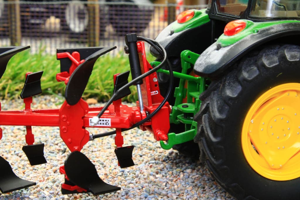 REPLICAGRI, Charrue 4 Corps - CASE IH 155, échelle 1/32, REP103 | UK REPLICAGRI, Charrue 4 Corps - CASE IH 155, échelle 1/32, REP103 | UK