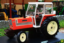 Load image into Gallery viewer, Rep163 Replicagri Fiat 880 With White Cab Tractors And Machinery (1:32 Scale)